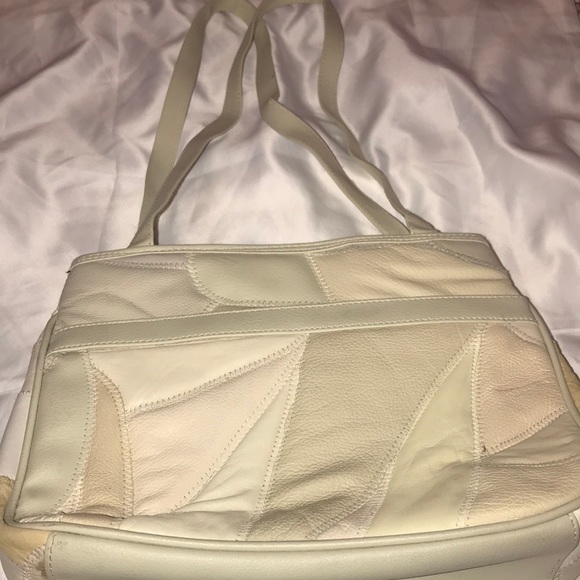 Purse - Picture 3 of 4